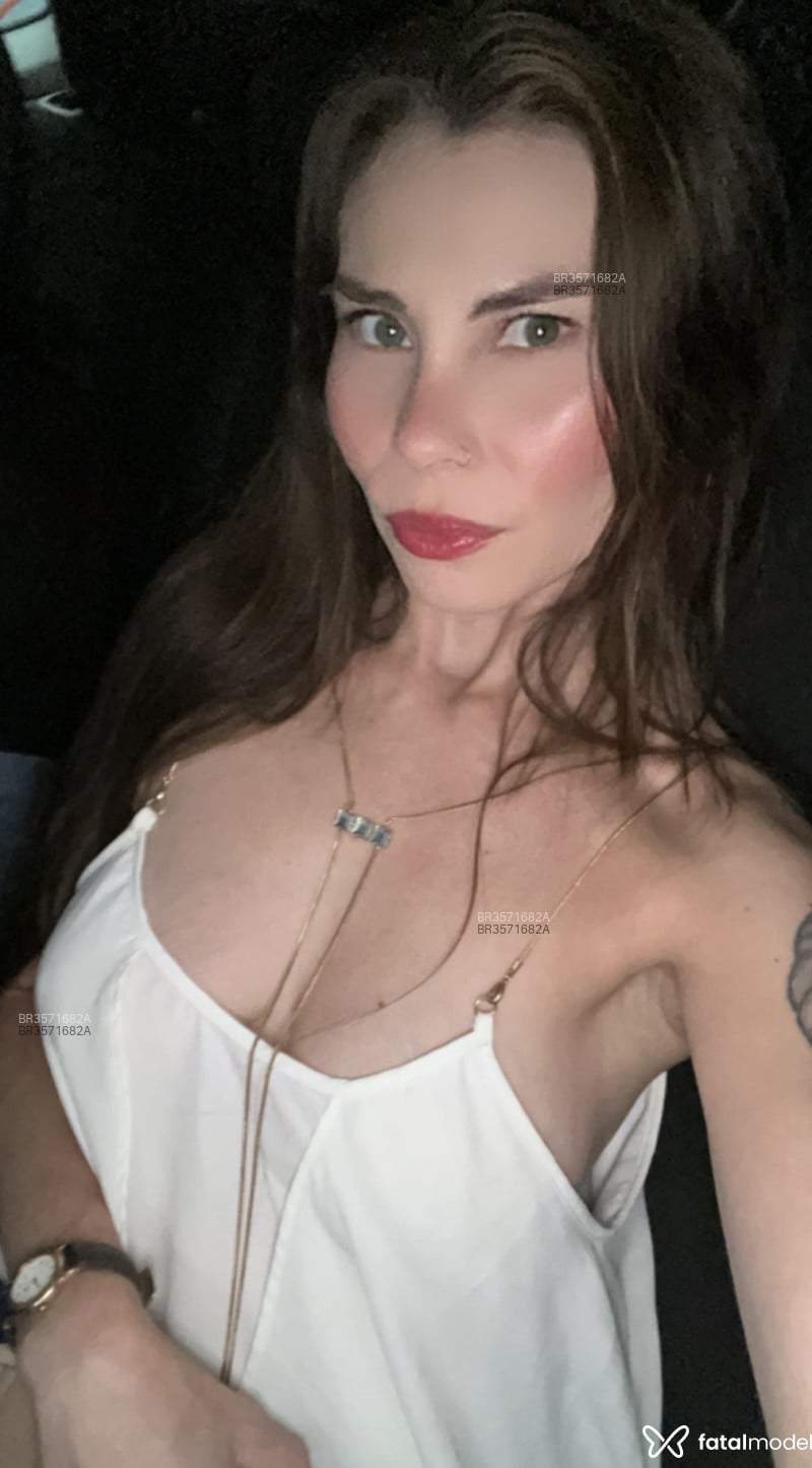 Acompanhante Lana Castro - Feed