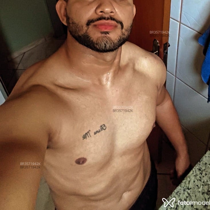 Acompanhante Gustavo - Feed