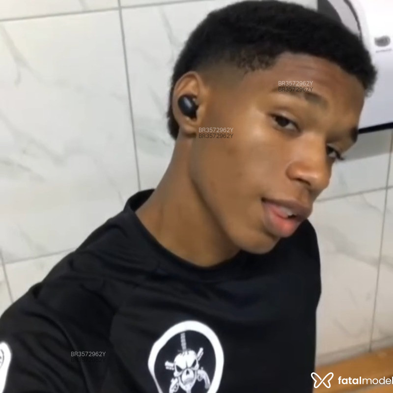 Acompanhante Breno Dias - Feed