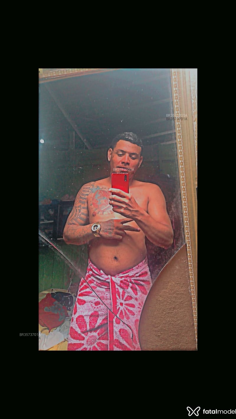 Acompanhante Matheus - Feed