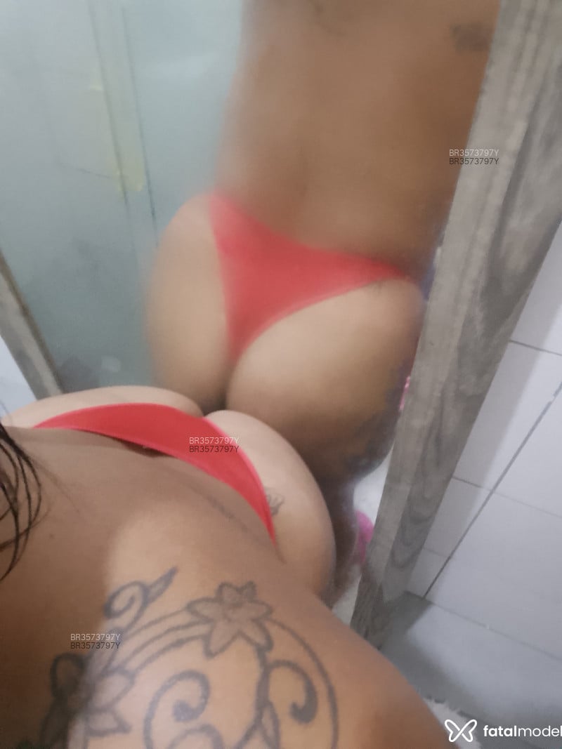 Acompanhante Débora - Feed