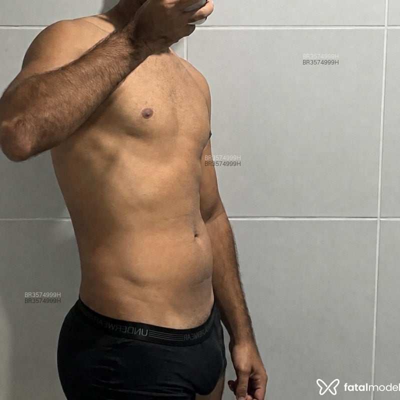 Acompanhante Gustavo - Feed