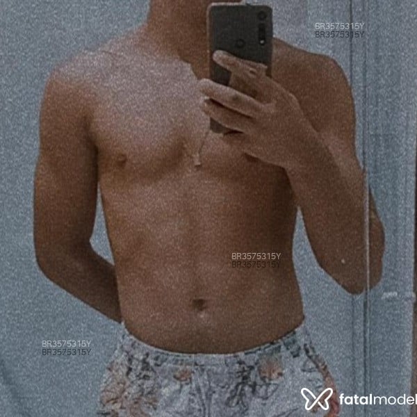 Acompanhante Jonathan - Feed