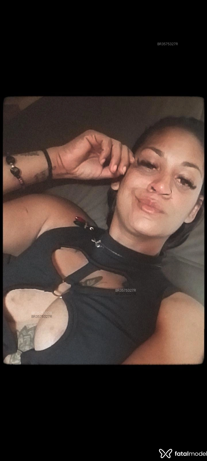 Acompanhante Morena - Feed