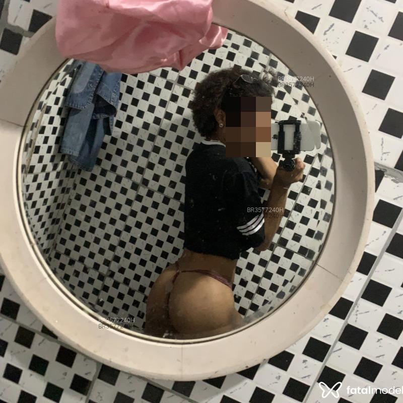 Acompanhante Anita - Feed