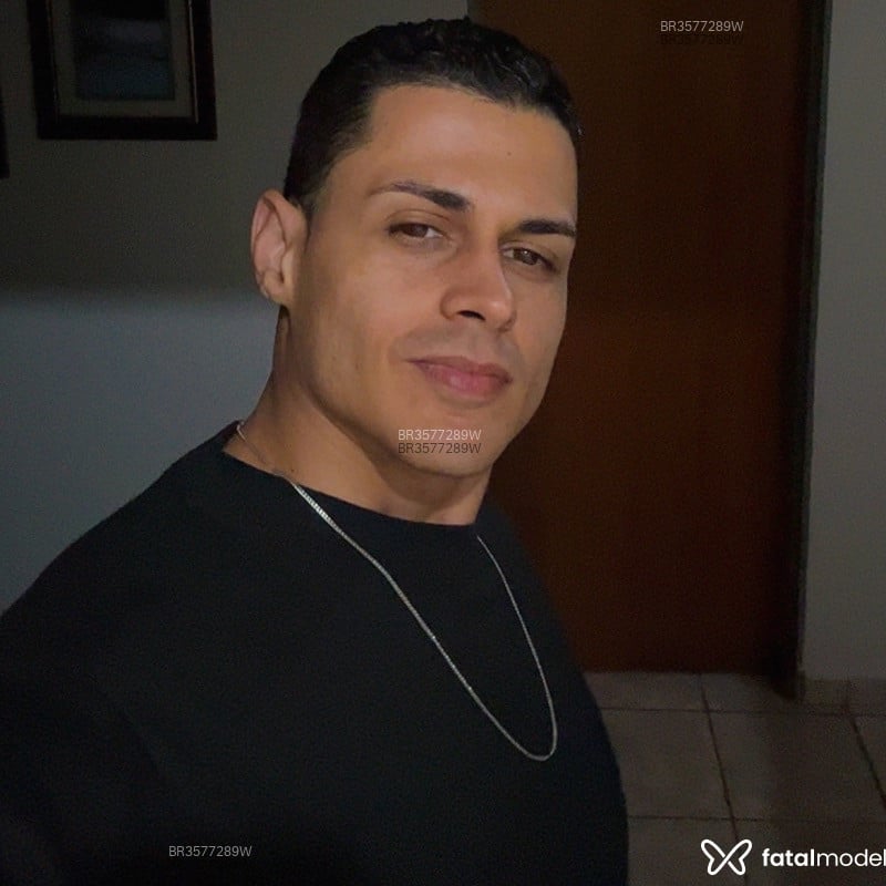Acompanhante Brayan - Feed