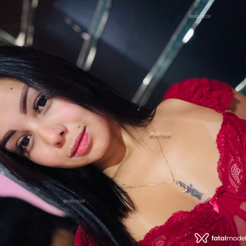 Acompanhante Luiza - Feed