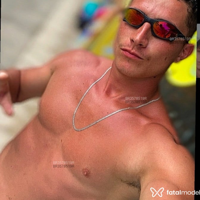 Acompanhante Matheus - Feed