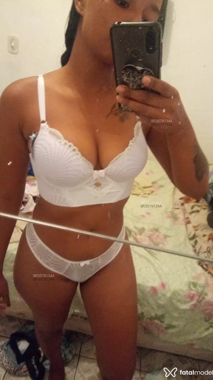 Acompanhante Lívia - Feed
