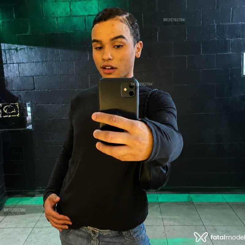 Acompanhante Kalleb Cavalcante - Feed