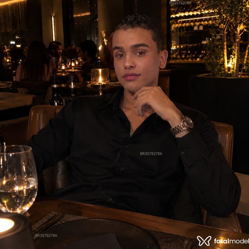 Acompanhante Kalleb Cavalcante - Feed