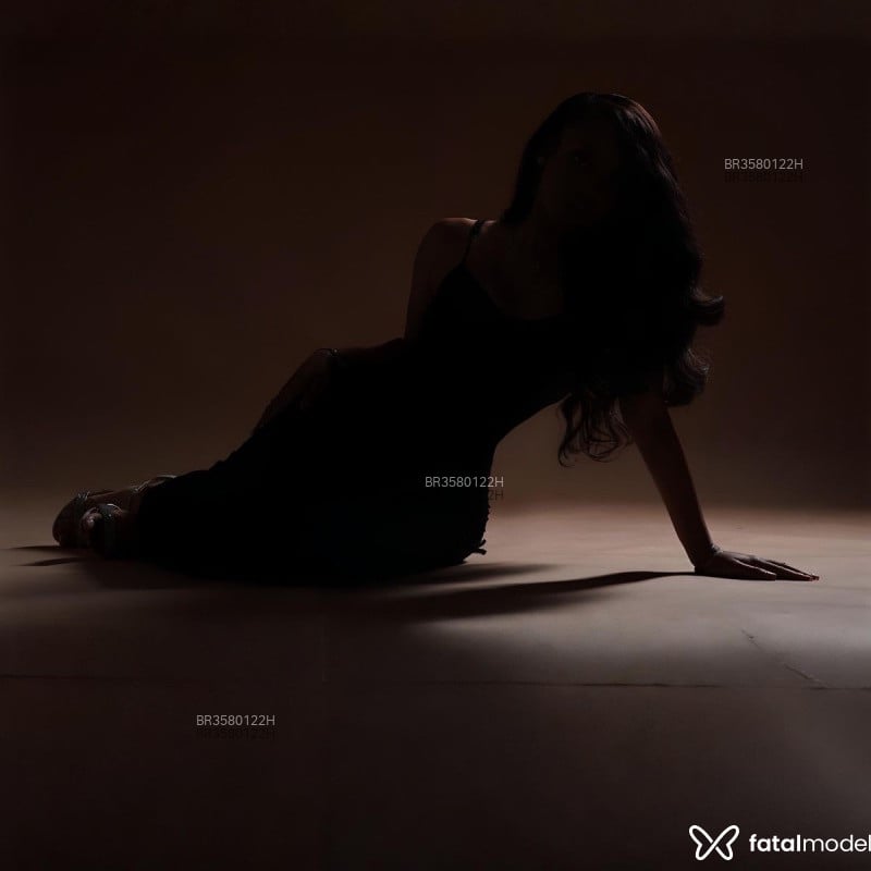 Acompanhante Taina - Feed