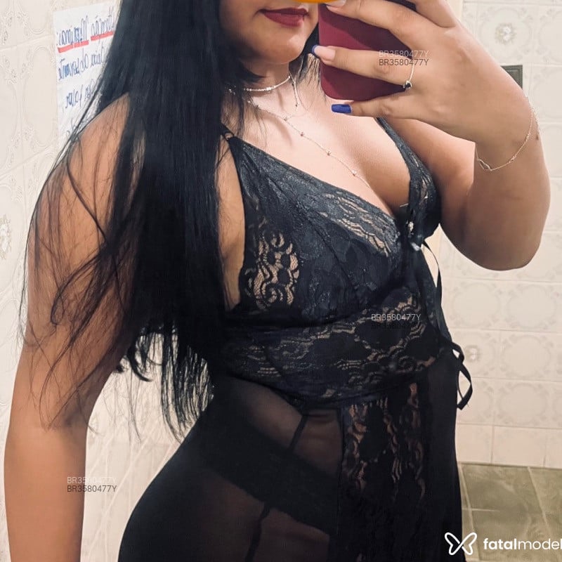 Acompanhante Morena - Feed