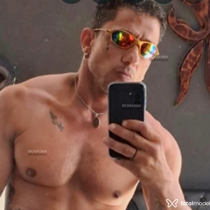 Acompanhante Luis Fernando - Feed