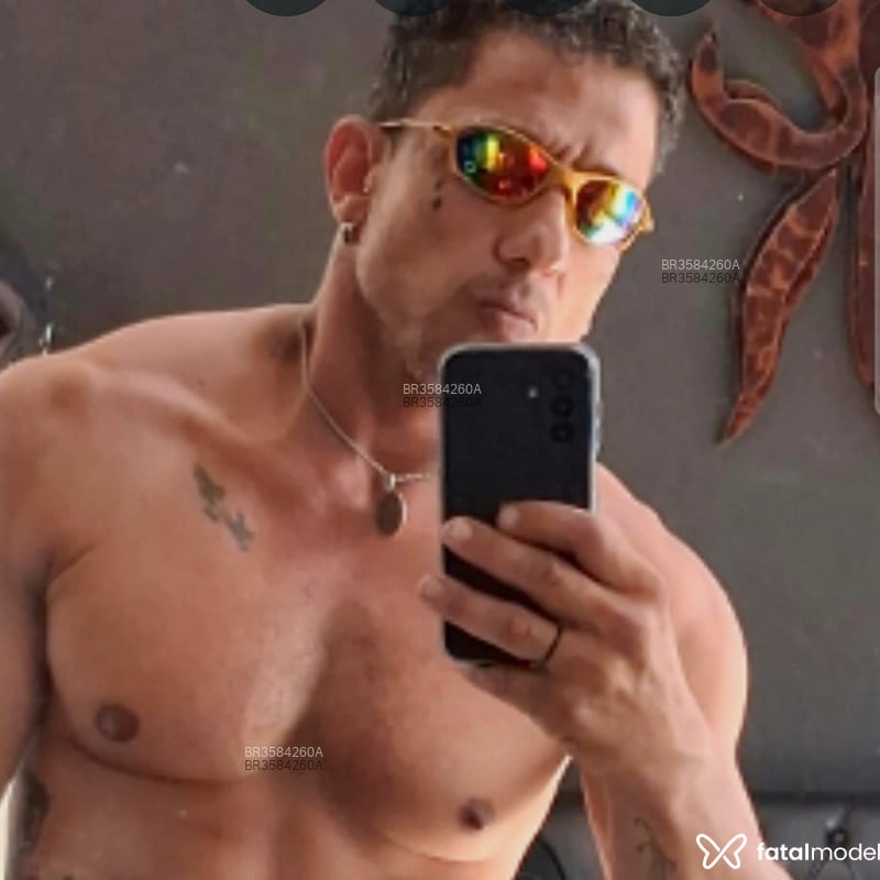 Acompanhante Luis Fernando - Feed