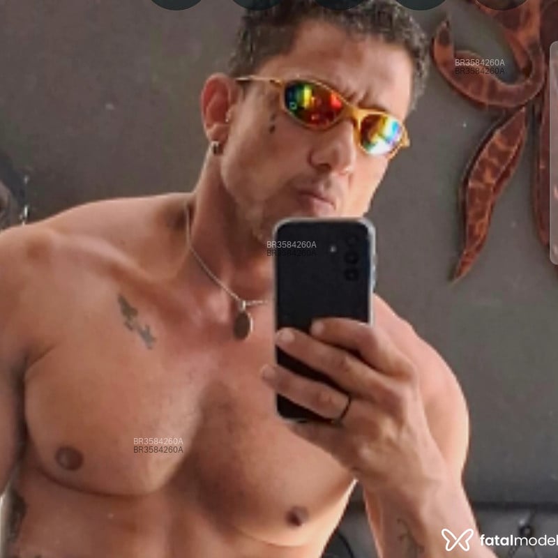 Acompanhante Luis Fernando - Feed