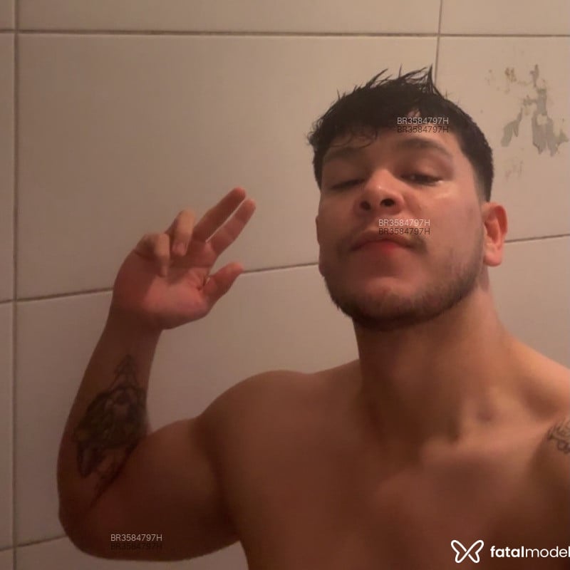 Acompanhante Mateo - Feed