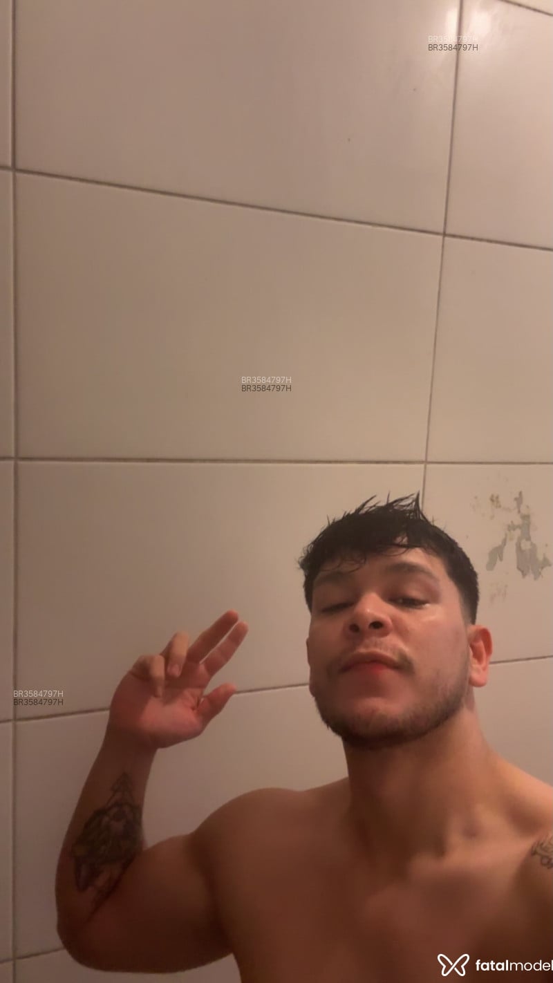 Acompanhante Mateo - Feed