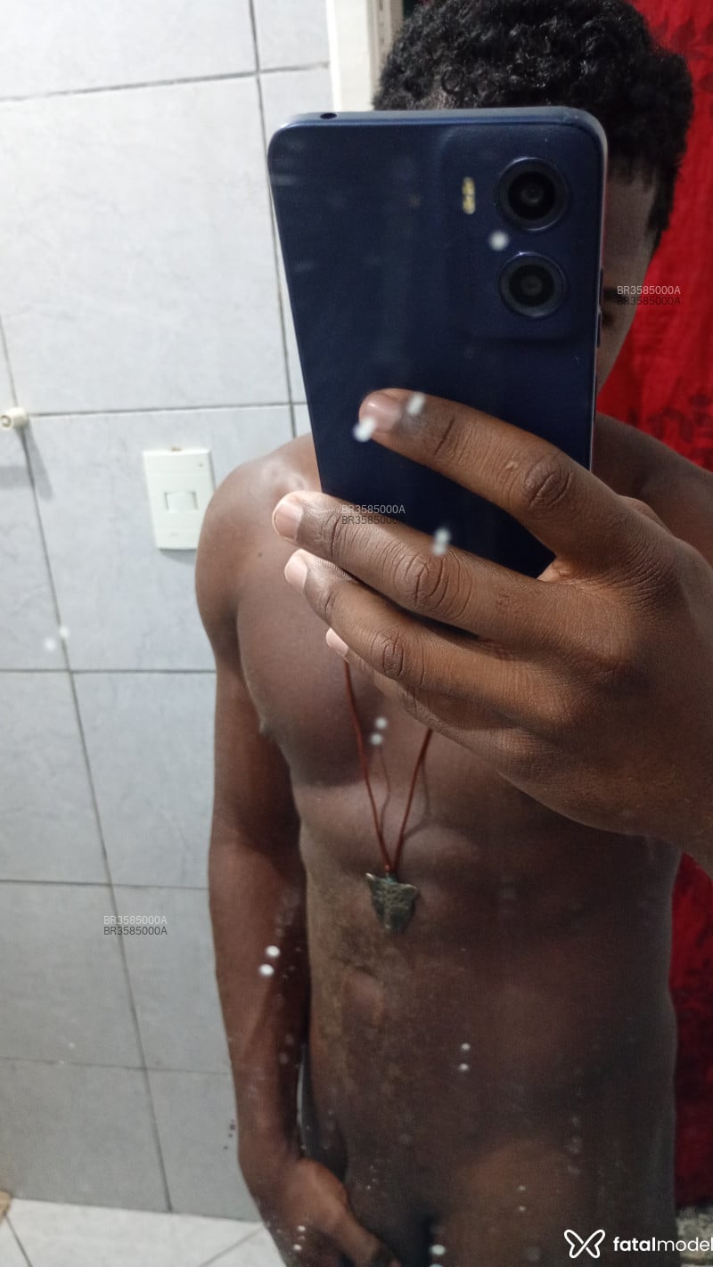 Acompanhante Moreninho - Feed