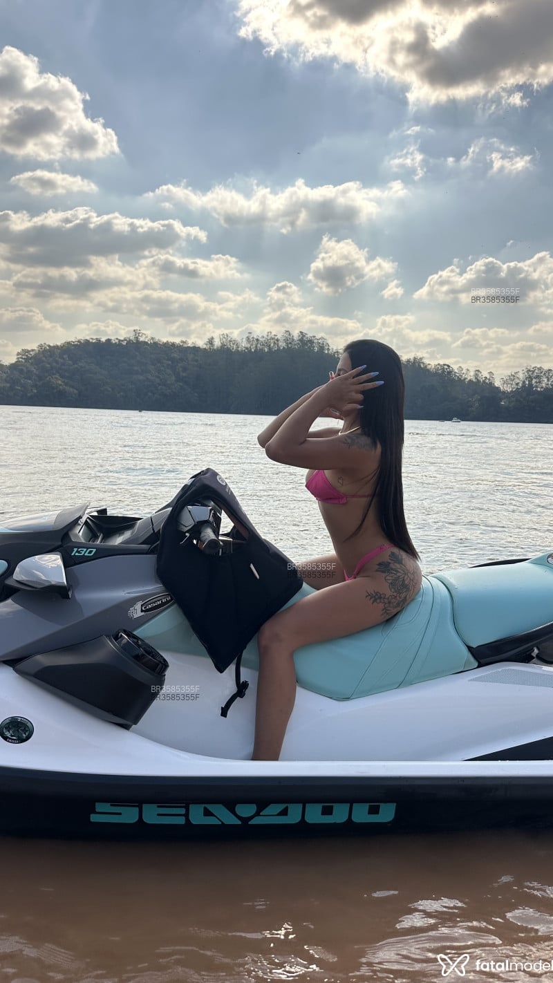 Acompanhante Anitta - Feed