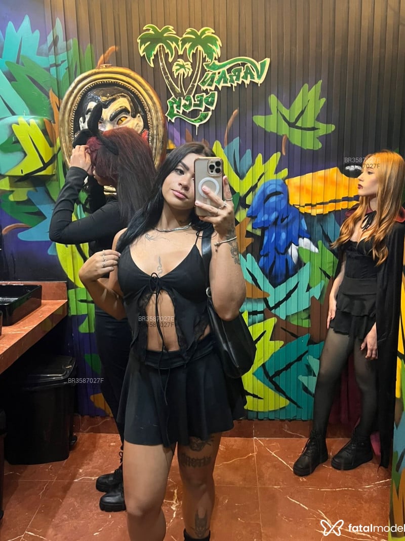 Acompanhante Stephany - Feed