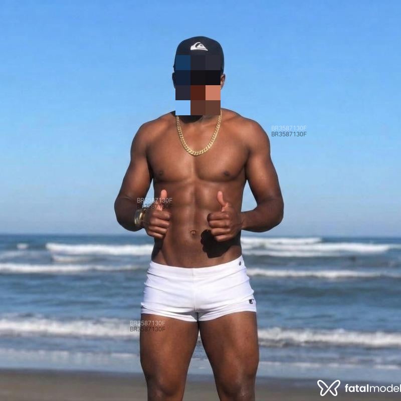 Acompanhante Pretinho - Feed