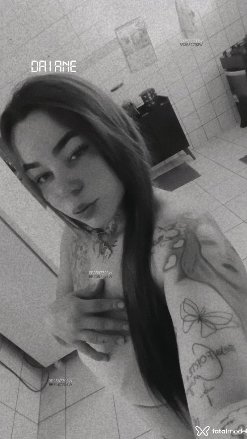 Acompanhante Branquinhatatuada - Feed