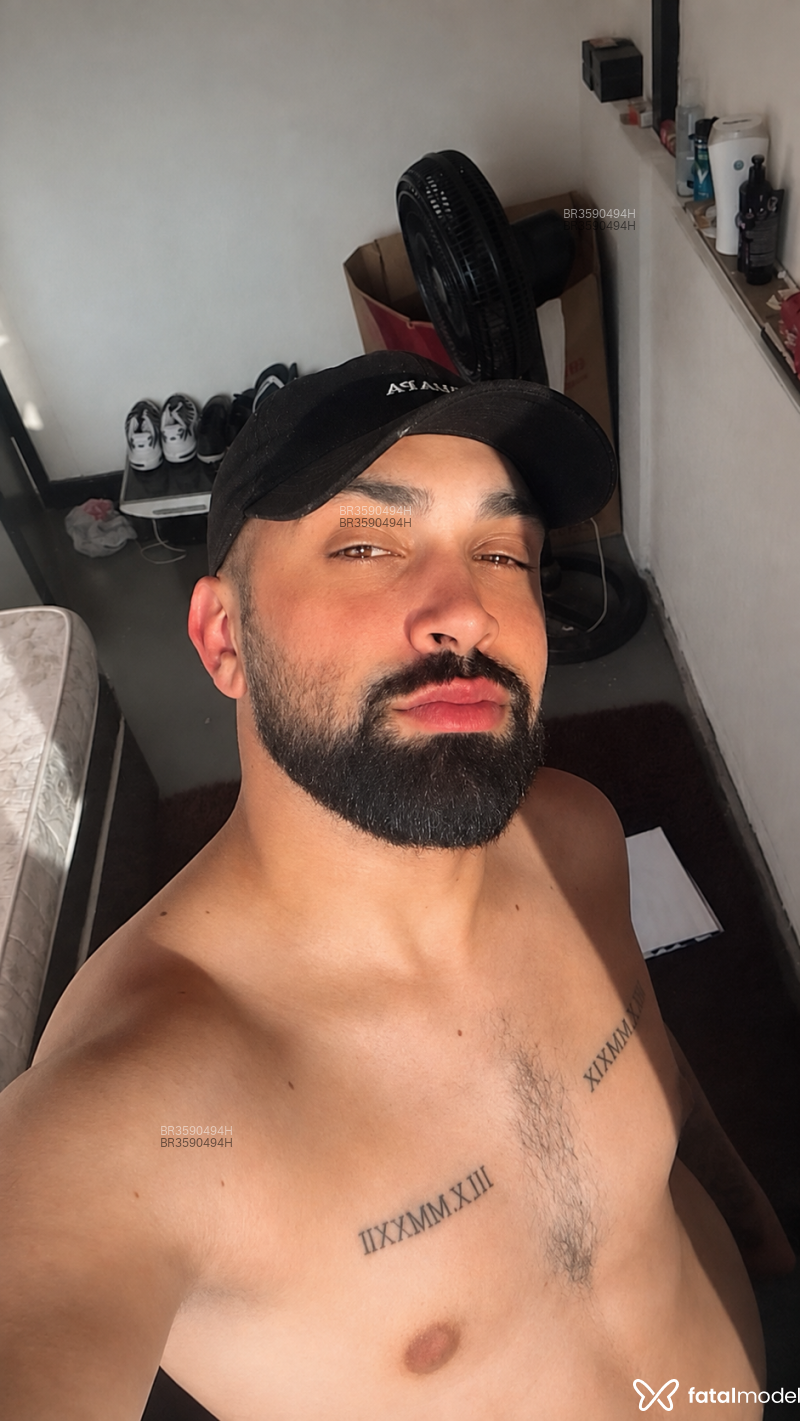 Acompanhante Vitor - Feed