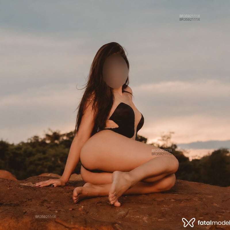Acompanhante Melinda - Feed