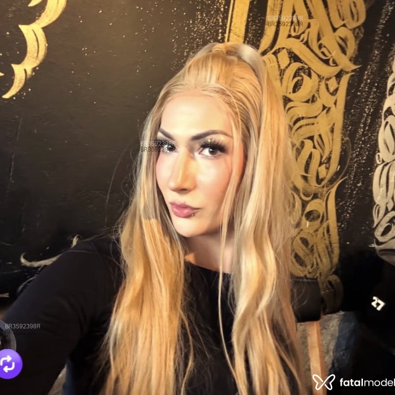 Acompanhante Alicia - Feed
