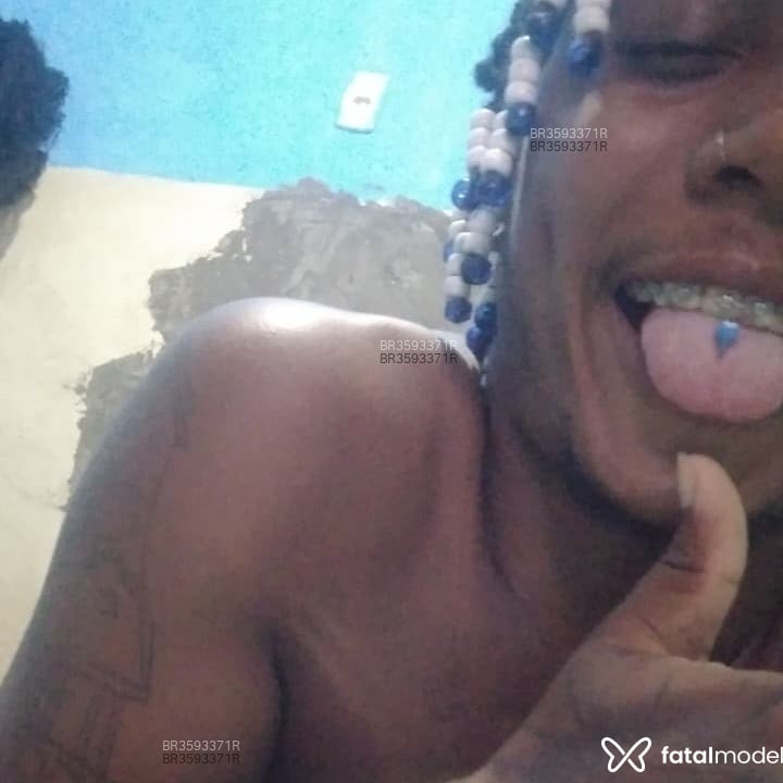 Acompanhante Falcão - Feed