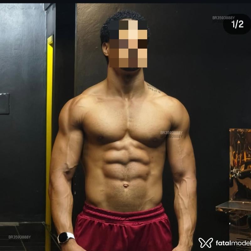 Acompanhante Mr Black - Feed