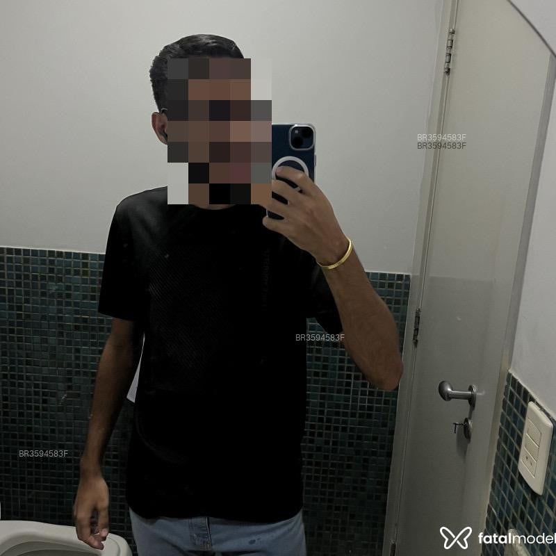 Acompanhante Augusto - Feed