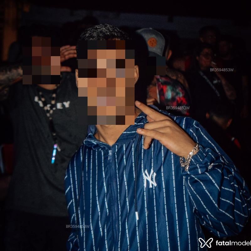 Acompanhante Tarnec - Feed
