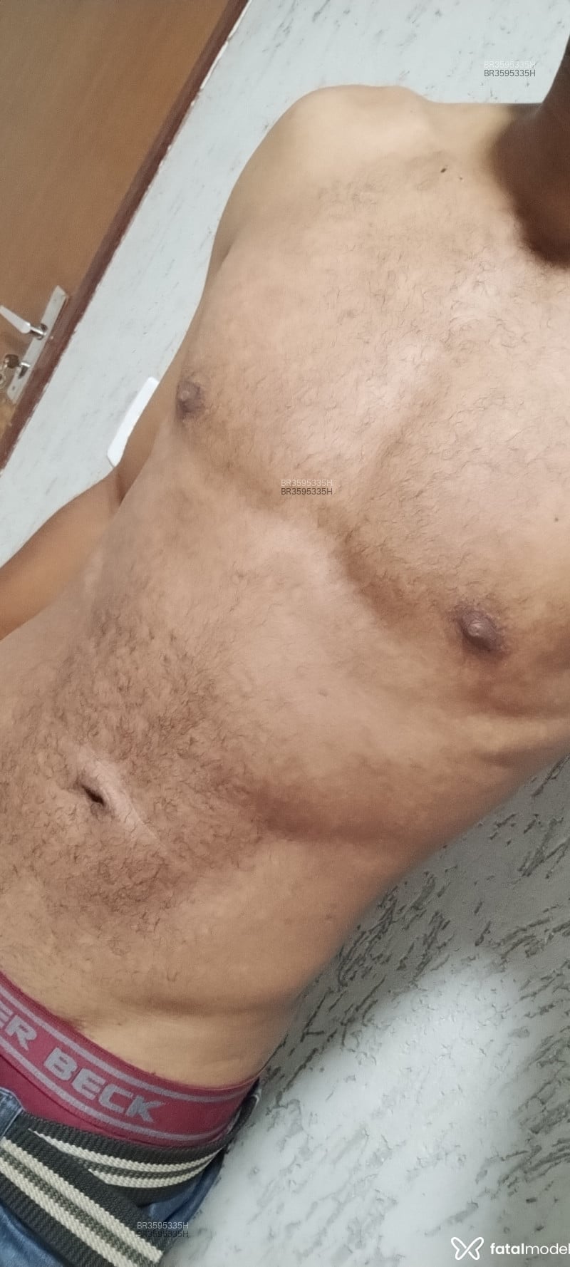 Acompanhante Marcos - Feed