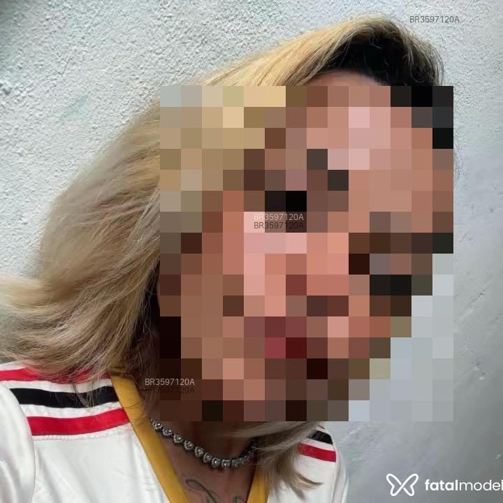 Acompanhante MARIE - Feed