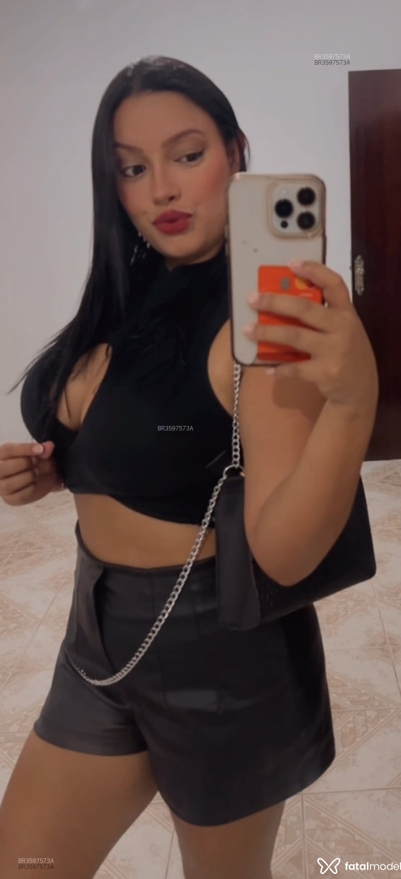 Acompanhante Aninha - Feed