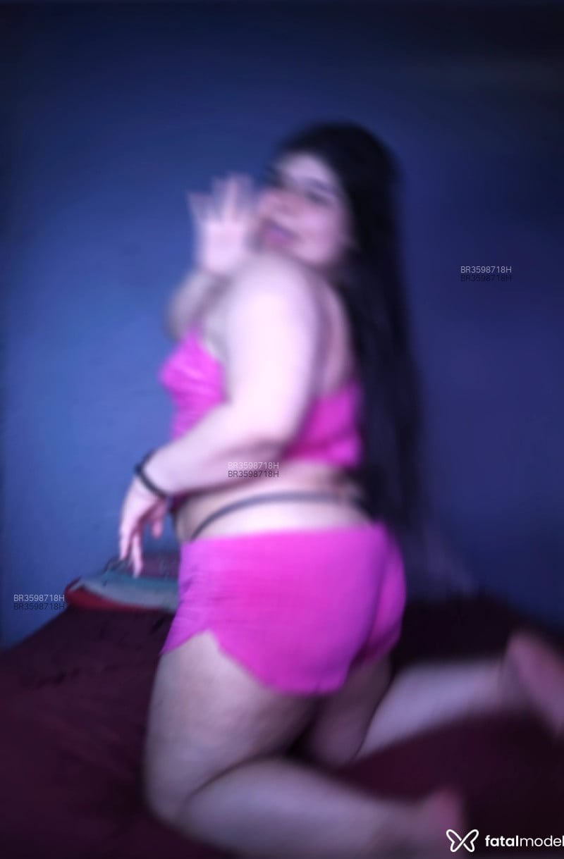 Acompanhante Tassizinha - Feed
