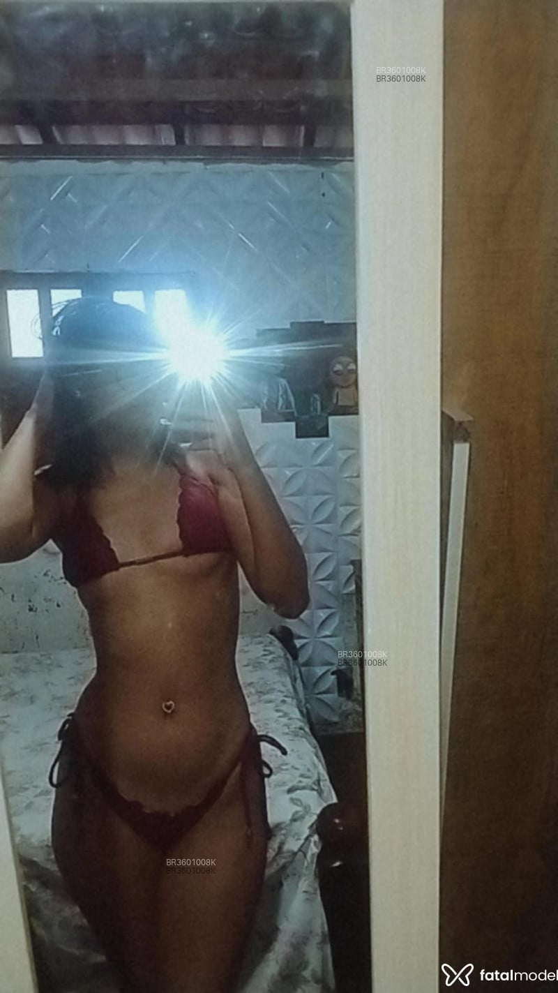 Acompanhante Heleninha - Feed