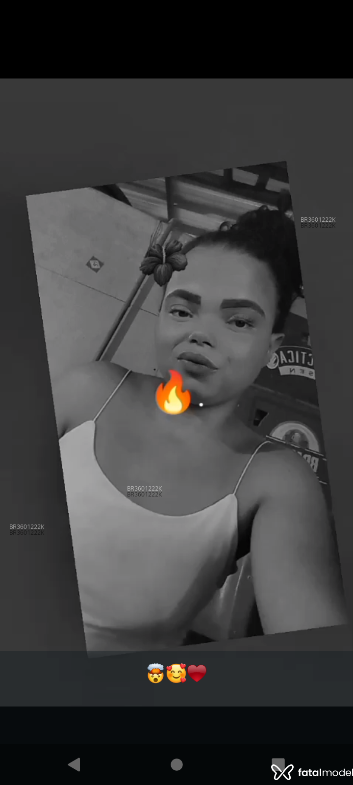 Acompanhante Jujuzinha - Feed
