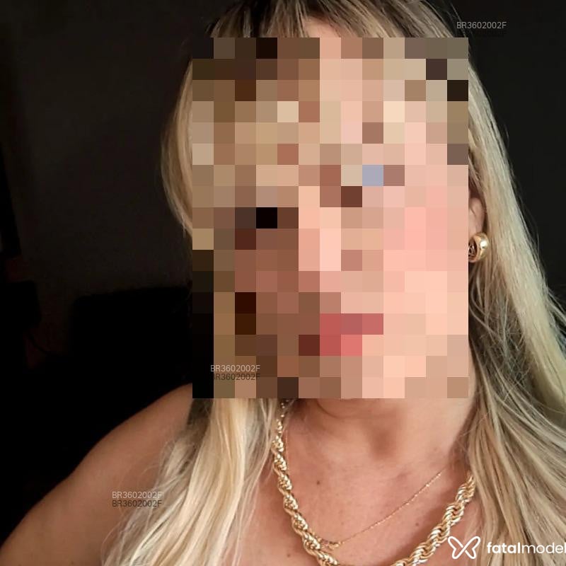 Acompanhante Domme May - Feed