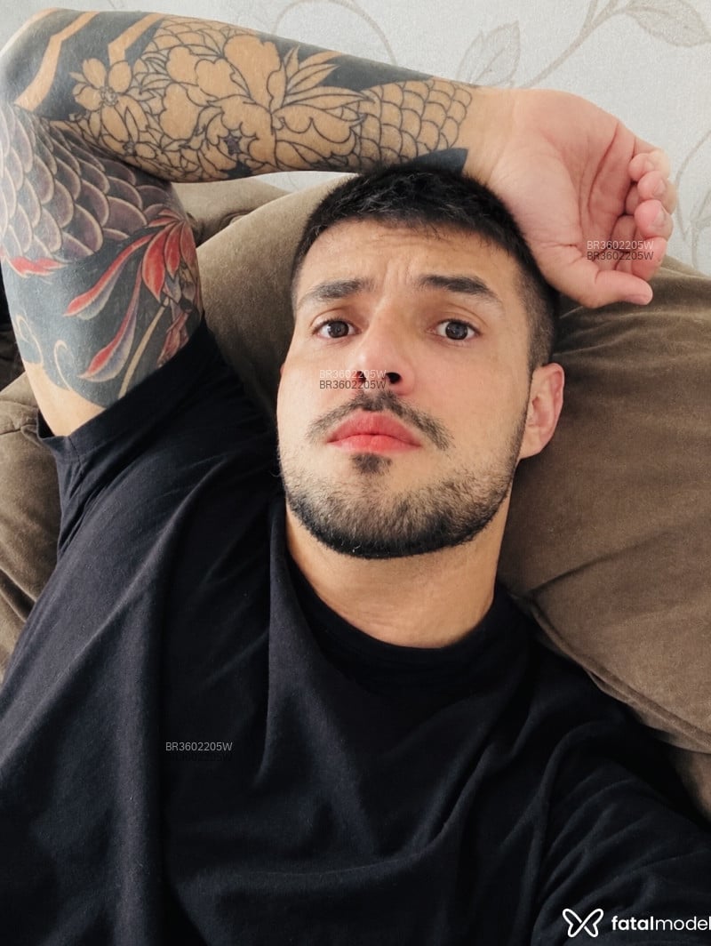 Acompanhante Caio Montenegro - Feed