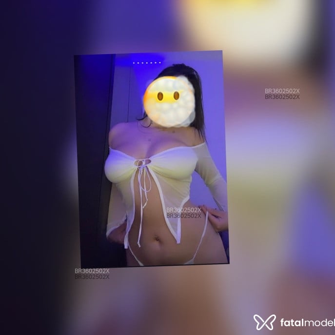 Acompanhante Débora Souza - Feed