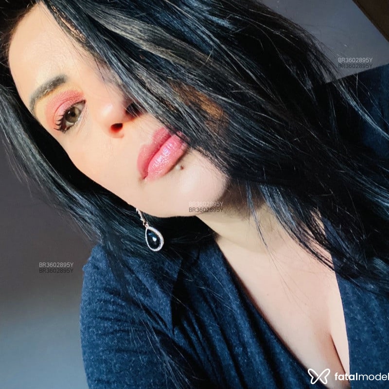Acompanhante Ariana - Feed