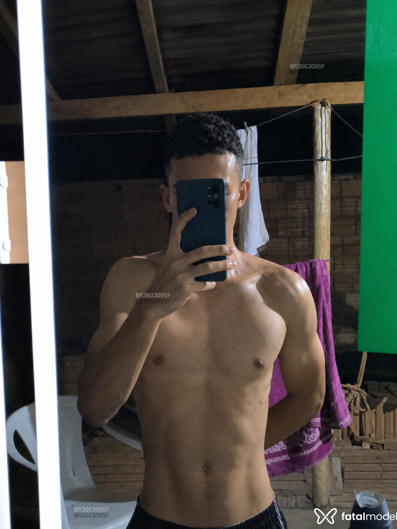 Acompanhante Caio Fl - Feed