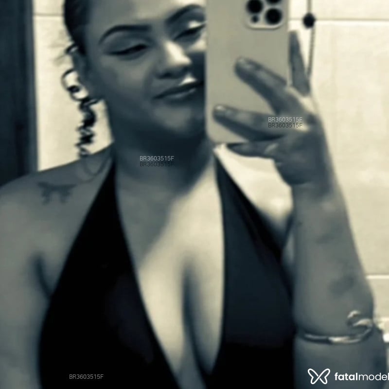 Acompanhante Christyane - Feed