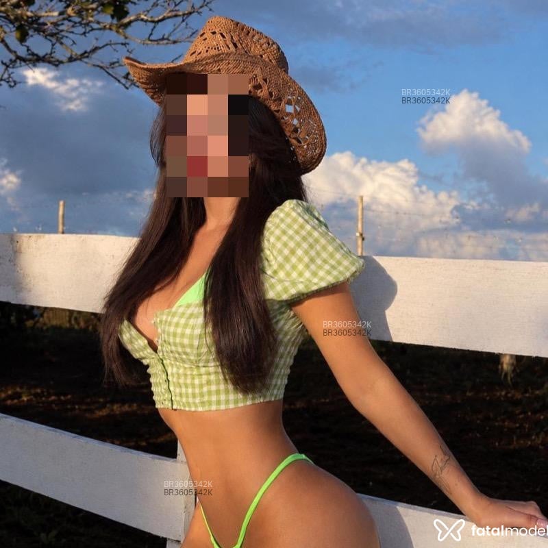 Acompanhante Luísa - Feed