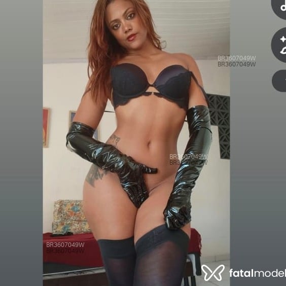 Acompanhante Everly Reis - Feed