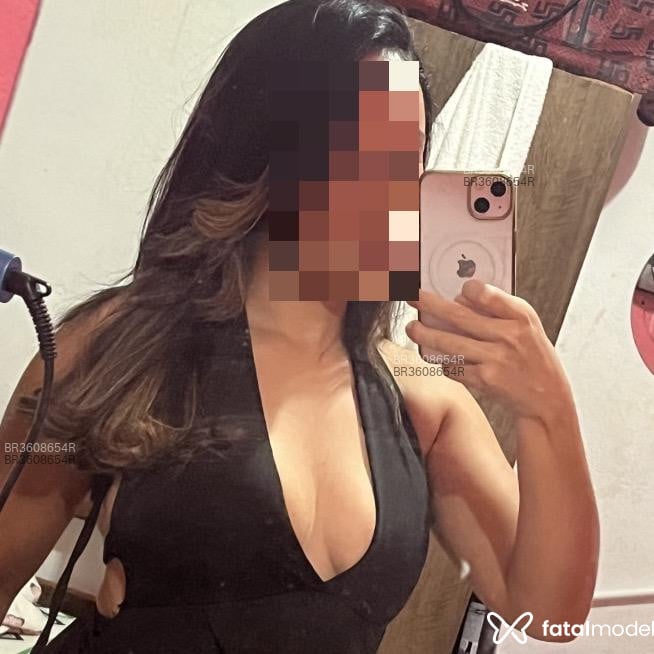 Acompanhante Camila - Feed