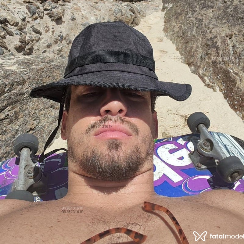 Acompanhante Bernardo - Feed